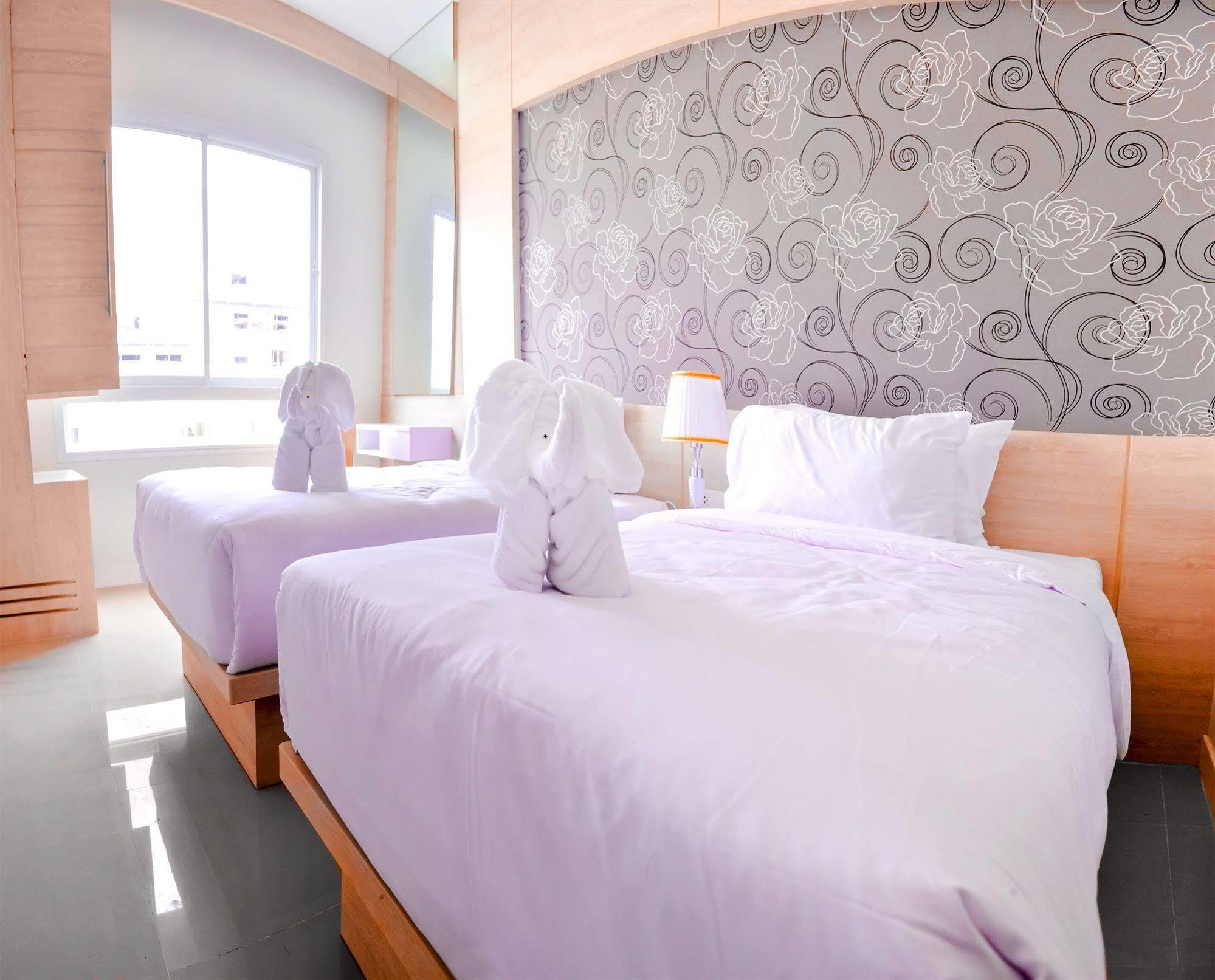 Mirage Express Patong Phuket Hotel Εξωτερικό φωτογραφία