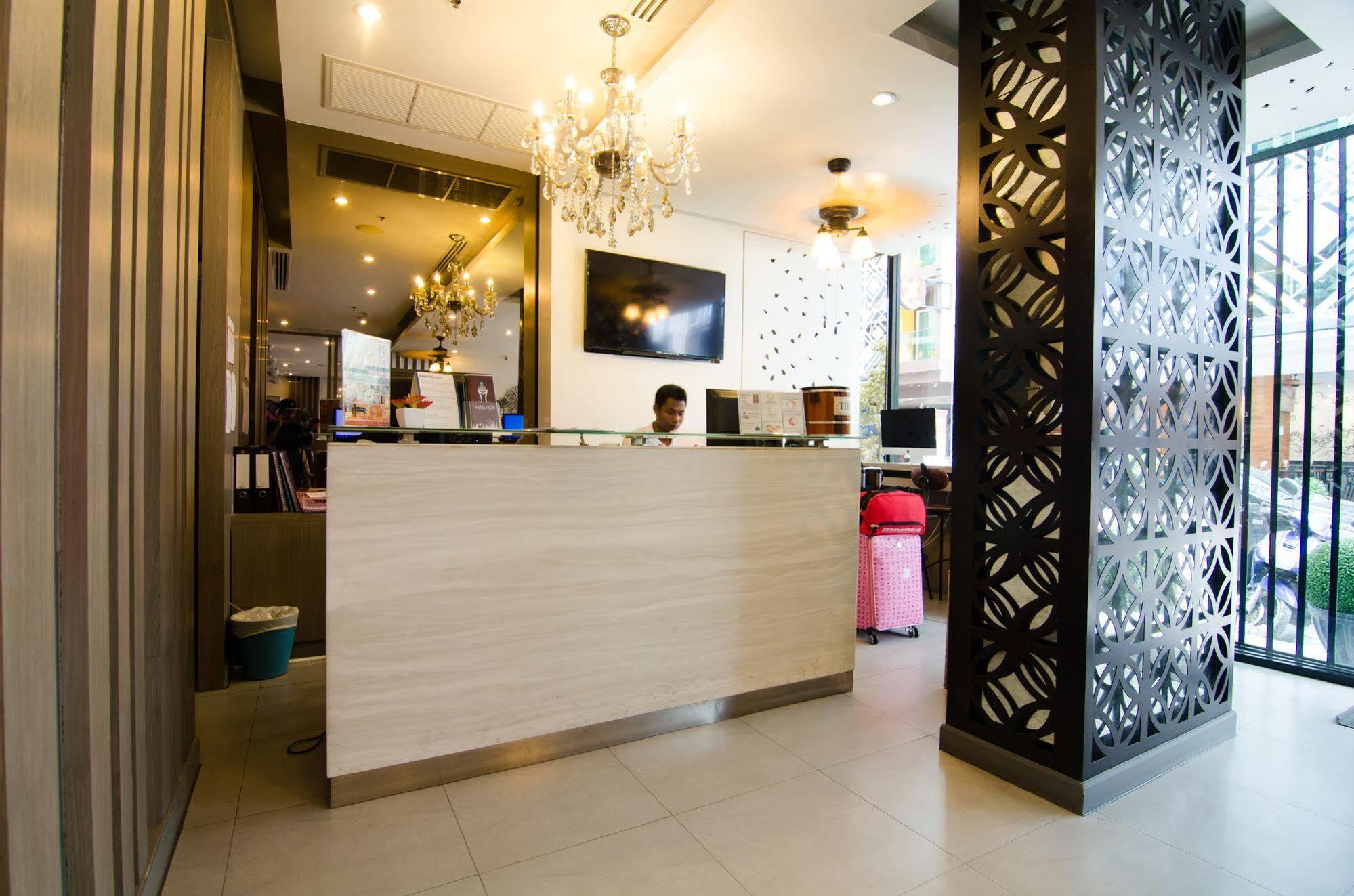Mirage Express Patong Phuket Hotel Εξωτερικό φωτογραφία